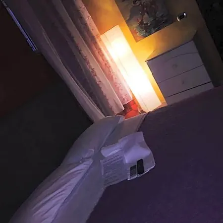 Oda ve Kahvaltı Lorenzo 3*