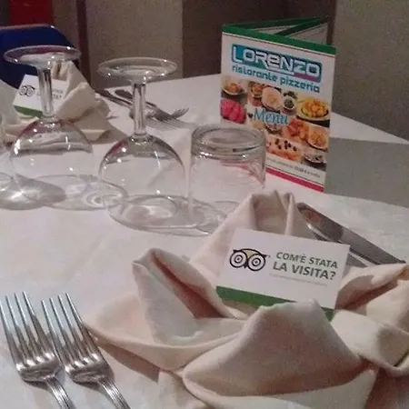 Lorenzo Bed & Breakfast *